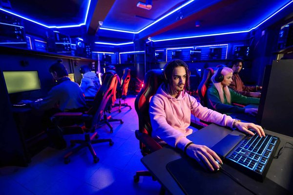 L'histoire des eSports : De la naissance à nos jours